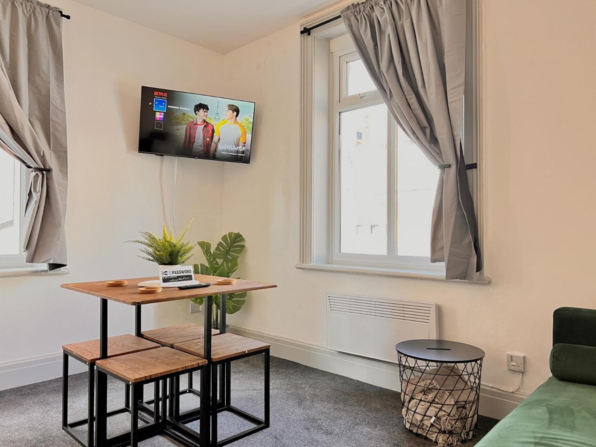 Apartment 6 Μπλάκπουλ Εξωτερικό φωτογραφία